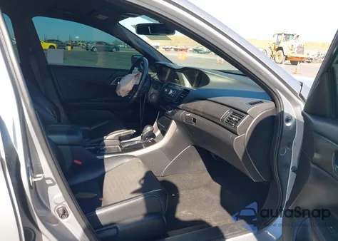 2017 Honda Accord Sport из США, поврежденный, VIN 1HGCR2F52HA137272